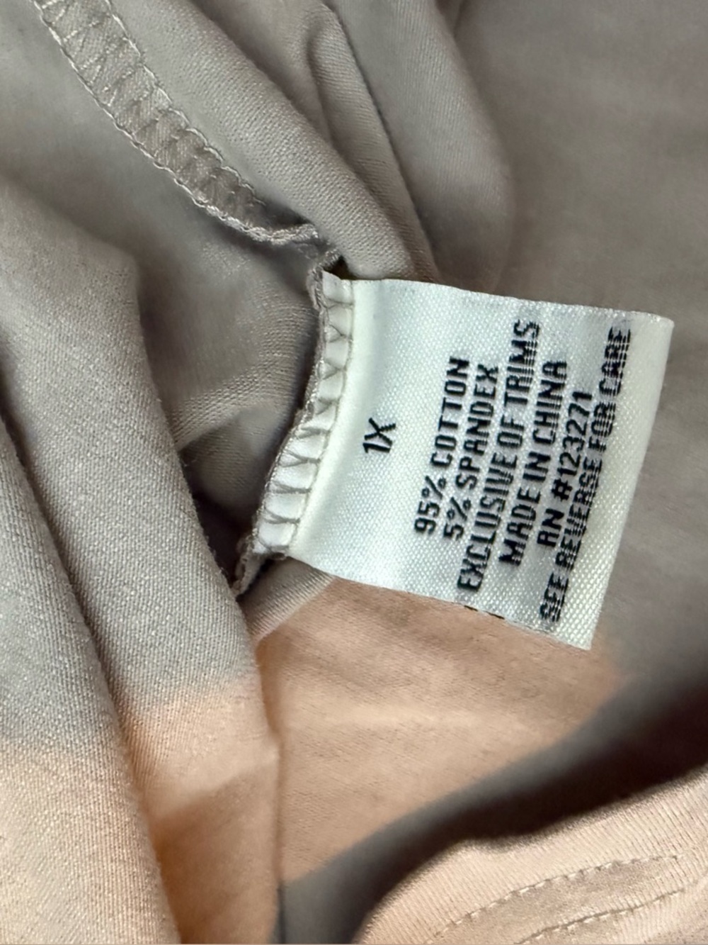 Vine and Valley Plus Size Tank NWT - Picture 5 of 5